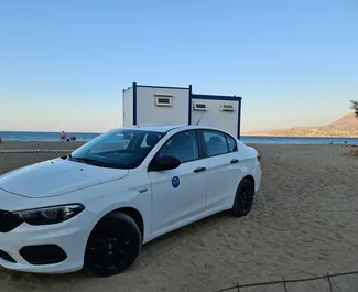 Vooraanzicht van een huurauto Fiat Tipo in Chania, Griekenland ✓ Auto #9545. ✓ Transmissie Handmatig TM ✓ 0 beoordelingen.