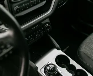 Benzine motor van 1,5L van Ford Bronco 2022 te huur in Tbilisi.