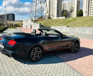 Autohuur Ford Mustang Cabrio 2019 in in Armenië, met Benzine brandstof en 310 pk ➤ Vanaf 89 USD per dag.