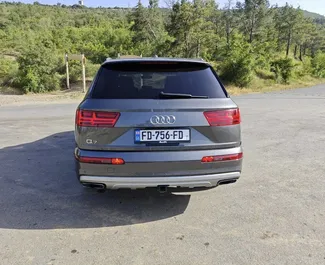 Audi Q7 2018 beschikbaar voor verhuur in Tbilisi, met een kilometerlimiet van onbeperkt.