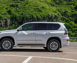 Verhuur Lexus GX460. Comfort, Premium, SUV Auto te huur in Georgië ✓ Borg van Borg van 600 GEL ✓ Verzekeringsmogelijkheden TPL, CDW, SCDW, FDW, Passagiers, Diefstal.