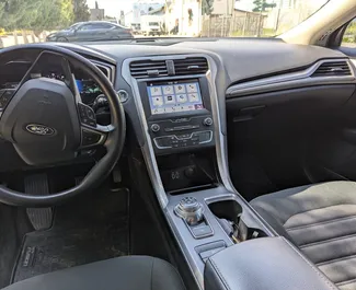 Verhuur Ford Fusion Sedan. Comfort, Premium Auto te huur in Georgië ✓ Borg van Zonder Borg ✓ Verzekeringsmogelijkheden [].