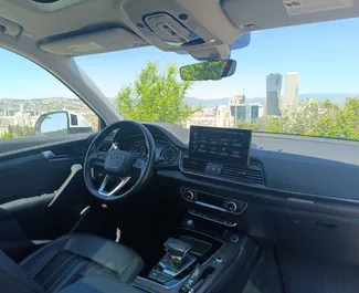 Autohuur Audi Q5 2021 in in Georgië, met Benzine brandstof en 249 pk ➤ Vanaf 170 GEL per dag.