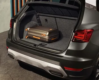 Autohuur SEAT Arona 2025 in in Griekenland, met Benzine brandstof en 115 pk ➤ Vanaf 40 EUR per dag.