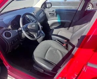 Benzine motor van 1,2L van Hyundai i10 2015 te huur in Burgas.