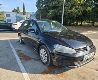 Volkswagen Golf 7 2015 beschikbaar voor verhuur in Burgas, met een kilometerlimiet van 200 km/dag.