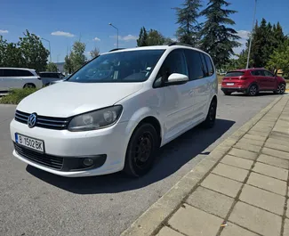 Autohuur Volkswagen Touran #1662 Automatisch in Burgas, uitgerust met 1,6L motor ➤ Van Nikolaj in Bulgarije.