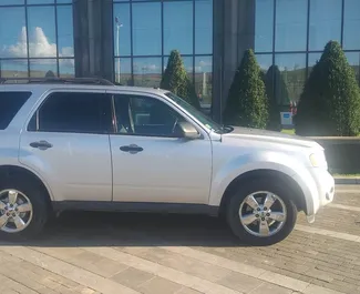 Verhuur Ford Escape. Comfort, SUV, Crossover Auto te huur in Georgië ✓ Borg van Zonder Borg ✓ Verzekeringsmogelijkheden TPL, CDW.