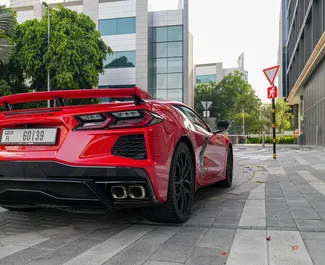 Benzine motor van 6,2L van Chevrolet Corvette 2025 te huur in Dubai.