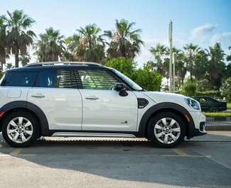 Verhuur Mini Countryman Cooper. Comfort, Premium, Crossover Auto te huur in Georgië ✓ Borg van Borg van 100 GEL ✓ Verzekeringsmogelijkheden TPL, Diefstal.