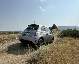 Verhuur Fiat 500. Economy, Comfort Auto te huur in Georgië ✓ Borg van Borg van 270 GEL ✓ Verzekeringsmogelijkheden TPL, CDW, SCDW.