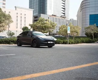 Autohuur Tesla Model Y – Long Range 2023 in in de VAE, met Elektriciteit brandstof en 360 pk ➤ Vanaf 280 AED per dag.