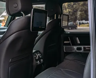 Verhuur Mercedes-Benz G63 AMG. Premium, Luxe, SUV Auto te huur in de VAE ✓ Borg van Zonder Borg ✓ Verzekeringsmogelijkheden TPL.