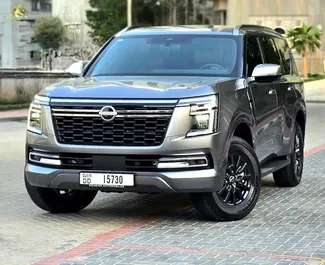 Vooraanzicht van een huurauto Nissan Patrol in Dubai, Verenigde Arabische Emiraten ✓ Auto #14507. ✓ Transmissie Automatisch TM ✓ 0 beoordelingen.