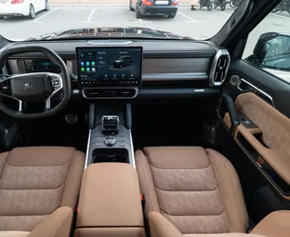 Benzine motor van 2,0L van Jetour T2 2024 te huur in Dubai.