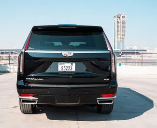 Cadillac Escalade 2023 met Aandrijving op alle wielen systeem, beschikbaar in Dubai.