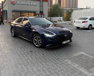 Vooraanzicht van een huurauto Hyundai Sonata in Dubai, Verenigde Arabische Emiraten ✓ Auto #14499. ✓ Transmissie Automatisch TM ✓ 0 beoordelingen.