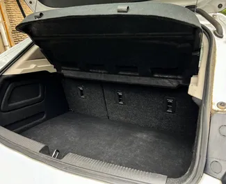 Chevrolet Cruze 2017 met Vooraandrijving systeem, beschikbaar in Tbilisi.
