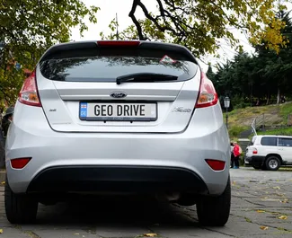 Autohuur Ford Fiesta 2015 in in Georgië, met Benzine brandstof en 105 pk ➤ Vanaf 54 GEL per dag.