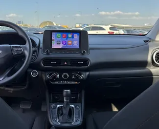 Hyundai Kona 2021 beschikbaar voor verhuur in Tbilisi, met een kilometerlimiet van onbeperkt.