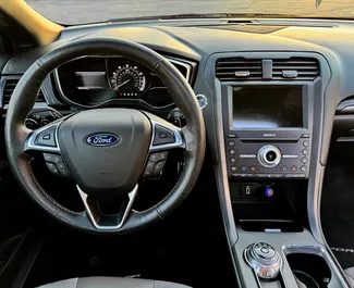 Ford Fusion Sedan 2018 met Aandrijving op alle wielen systeem, beschikbaar in Tbilisi.