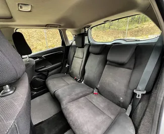 Honda Fit 2015 met Vooraandrijving systeem, beschikbaar in Tbilisi.