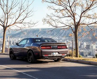 Verhuur Dodge Challenger. Premium, Luxe Auto te huur in Georgië ✓ Borg van Zonder Borg ✓ Verzekeringsmogelijkheden TPL, CDW, SCDW, FDW, Passagiers, Diefstal.