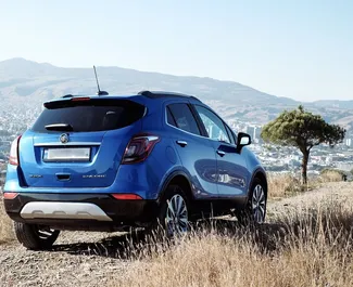 Benzine motor van 1,4L van Buick Encore 2018 te huur in Tbilisi.