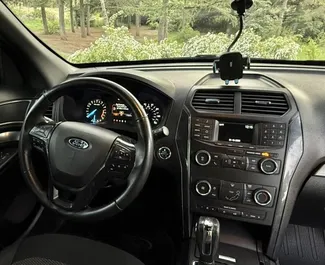 Ford Explorer 2019 beschikbaar voor verhuur in Tbilisi, met een kilometerlimiet van onbeperkt.