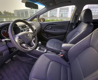 Autohuur Kia Rio 2015 in in Azerbeidzjan, met Benzine brandstof en 110 pk ➤ Vanaf 35 AZN per dag.