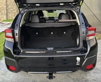 Benzine motor van 2,0L van Subaru Crosstrek 2022 te huur in Tbilisi.
