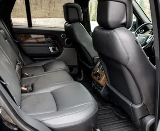 Land Rover Range Rover 2020 met Aandrijving op alle wielen systeem, beschikbaar in Tbilisi.
