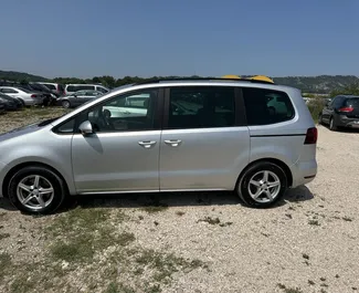 Verhuur SEAT Alhambra. Comfort, Minivan Auto te huur in Albanië ✓ Borg van Borg van 100 EUR ✓ Verzekeringsmogelijkheden TPL, CDW, SCDW, Diefstal, Buitenland.