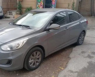 Vooraanzicht van een huurauto Hyundai Accent in Bakoe, Azerbeidzjan ✓ Auto #11903. ✓ Transmissie Automatisch TM ✓ 0 beoordelingen.