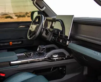 Autohuur Jetour T2 #5990 Automatisch in Dubai, uitgerust met 5,7L motor ➤ Van Abbas in de VAE.