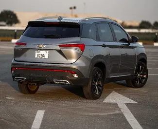 Autohuur Chevrolet Captiva 2026 in in de VAE, met Benzine brandstof en 180 pk ➤ Vanaf 180 AED per dag.