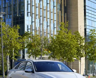 Benzine motor van 1,5L van Hyundai Elantra 2024 te huur in Almaty.
