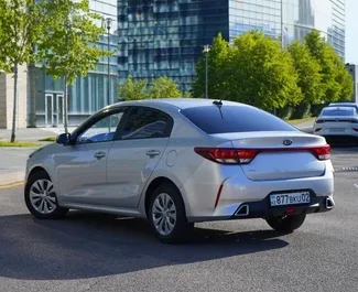 Benzine motor van 1,6L van Kia Rio 2021 te huur in Almaty.