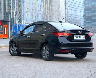 Verhuur Hyundai Accent. Economy Auto te huur in Kazachstan ✓ Borg van Zonder Borg ✓ Verzekeringsmogelijkheden TPL.