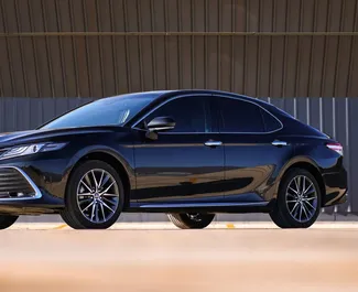 Autohuur Toyota Camry 2023 in in Georgië, met Benzine brandstof en 180 pk ➤ Vanaf 160 GEL per dag.