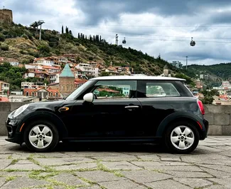 Autohuur Mini Cooper 2015 in in Georgië, met Benzine brandstof en 136 pk ➤ Vanaf 95 GEL per dag.