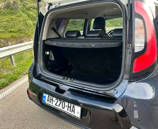 Kia Soul 2014 met Vooraandrijving systeem, beschikbaar in Tbilisi.