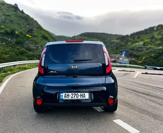 Benzine motor van 1,6L van Kia Soul 2014 te huur in Tbilisi.