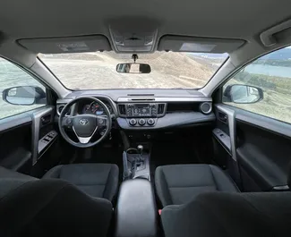 Toyota Rav4 2018 met Aandrijving op alle wielen systeem, beschikbaar in Tbilisi.