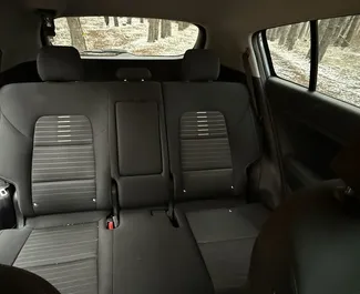 Kia Sportage 2015 beschikbaar voor verhuur in Tbilisi, met een kilometerlimiet van onbeperkt.