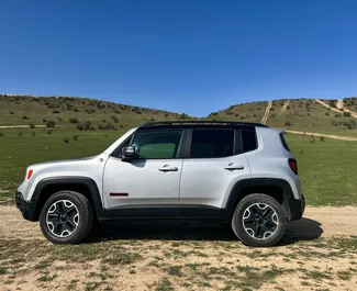 Autohuur Jeep Renegade 2018 in in Georgië, met Benzine brandstof en 196 pk ➤ Vanaf 130 GEL per dag.