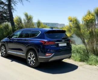 Verhuur Hyundai Santa Fe. Comfort, Crossover Auto te huur in Georgië ✓ Borg van Zonder Borg ✓ Verzekeringsmogelijkheden TPL, CDW, SCDW, FDW, Passagiers, Diefstal.