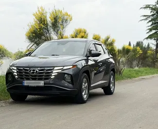 Vooraanzicht van een huurauto Hyundai Tucson in Tbilisi, Georgië ✓ Auto #14649. ✓ Transmissie Automatisch TM ✓ 0 beoordelingen.