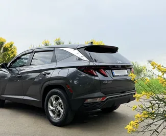 Benzine motor van 2,5L van Hyundai Tucson 2021 te huur in Tbilisi.