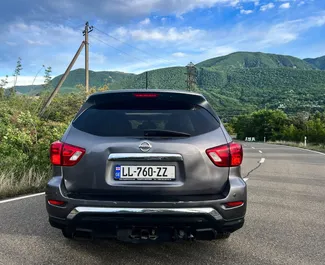 Verhuur Nissan Pathfinder. Comfort, Premium, SUV, Crossover Auto te huur in Georgië ✓ Borg van Zonder Borg ✓ Verzekeringsmogelijkheden TPL, CDW, SCDW, FDW, Passagiers.